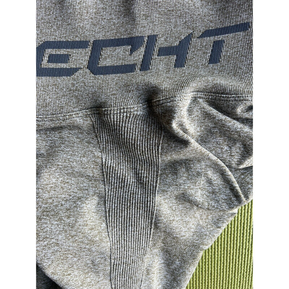 ECHT Arise Scrunch Green Legging Athletic Shorts Size Medium Gym Wear - Picture 10 of 10